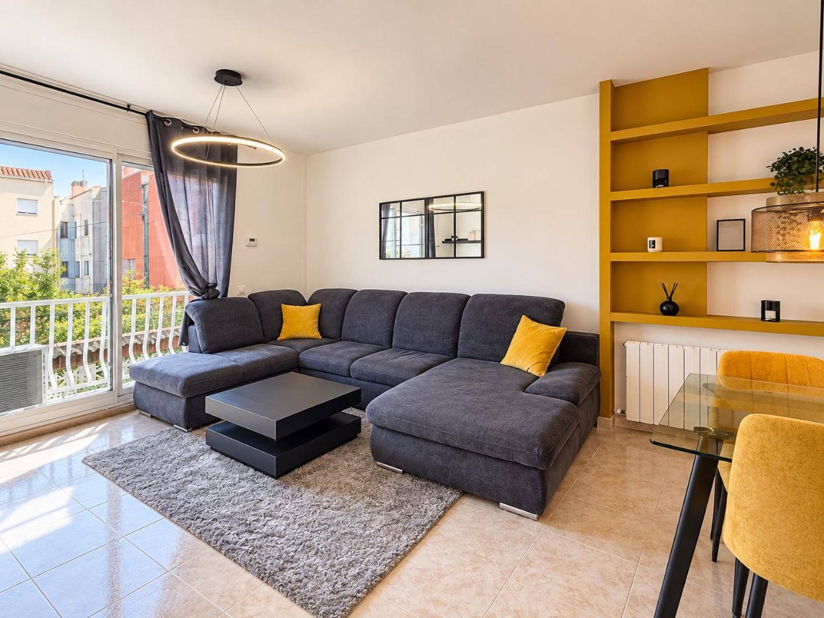 ¡Espectacular piso reformado en Palafolls!