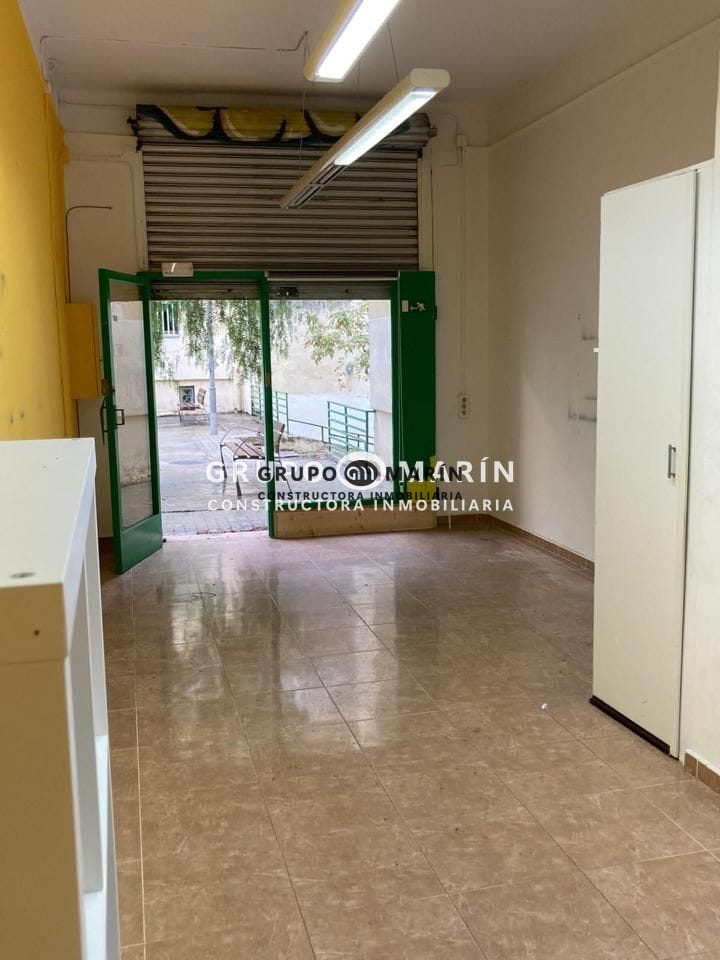 LOCAL COMERCIAL EN EL MASNOU - Foto 2