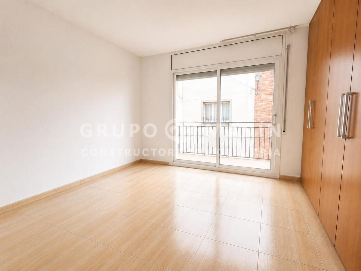 ¡Presentamos magnífica casa chalet en Badalona! - Foto 13