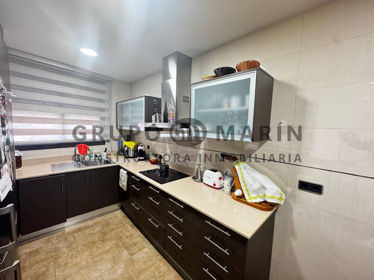 ¡ESPECTACULAR CASA UNIFAMILIAR EN EL CENTRO DE PREMIÀ DE MAR! - Foto 5