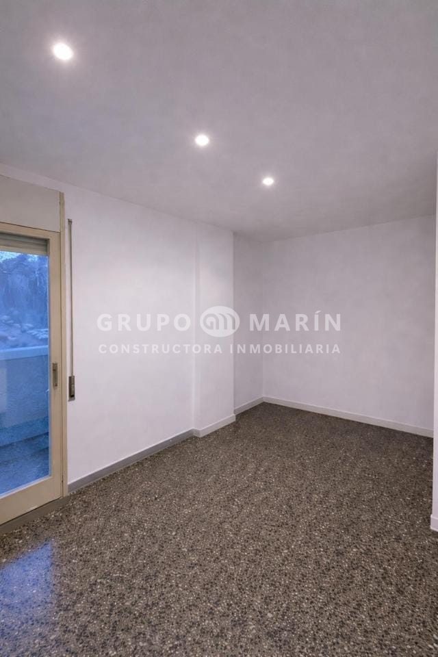 INCREIBLE Y LUMINOSO PISO EN SANT MARTI - Foto 4