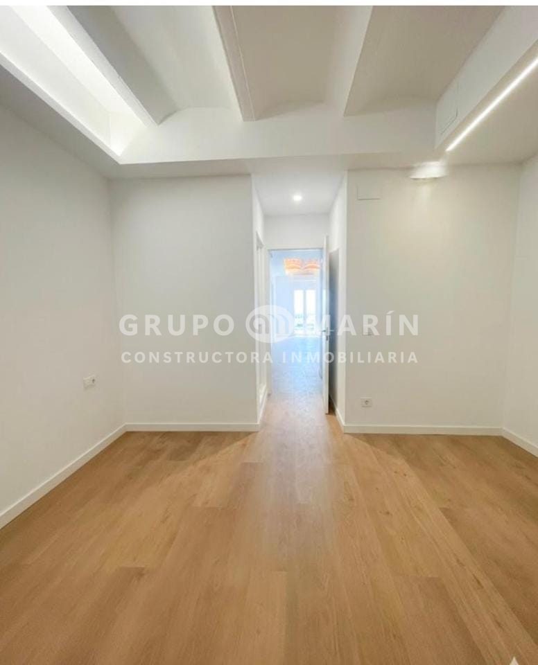 GRAN PISO EN LA ZONA DE HORTA - Foto 18