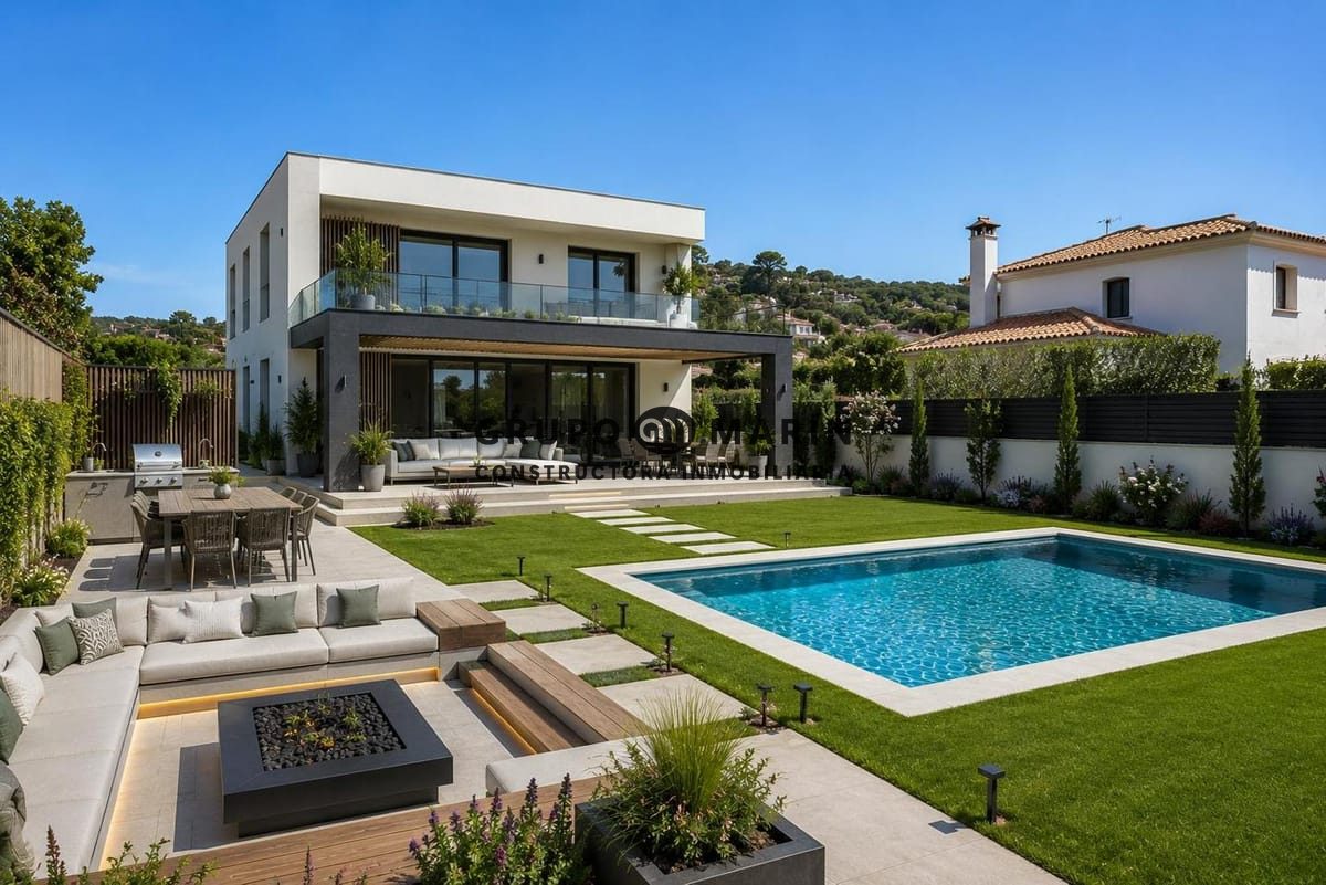 ¡Espectacular villa de lujo en Badalona! - Foto 2