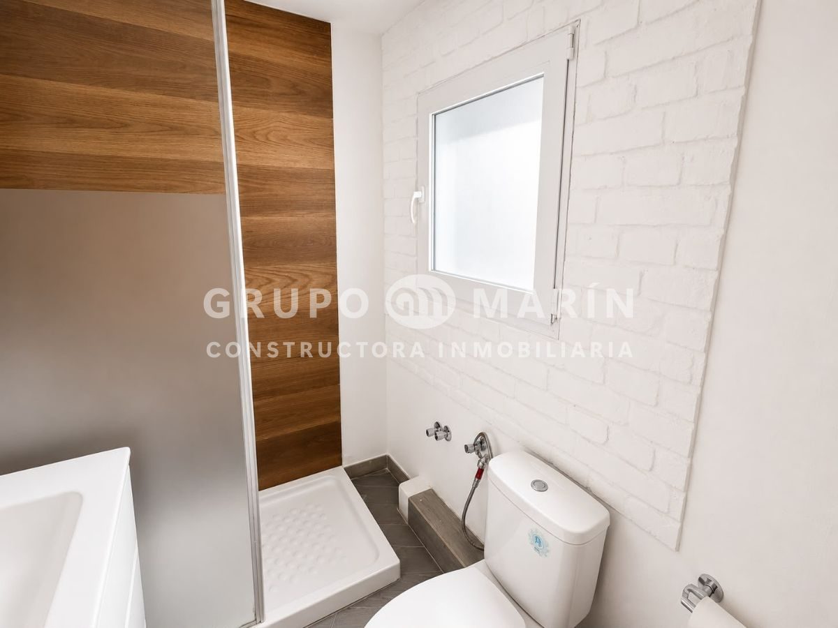 Piso exterior con balcón en Llavaneres - Foto 13