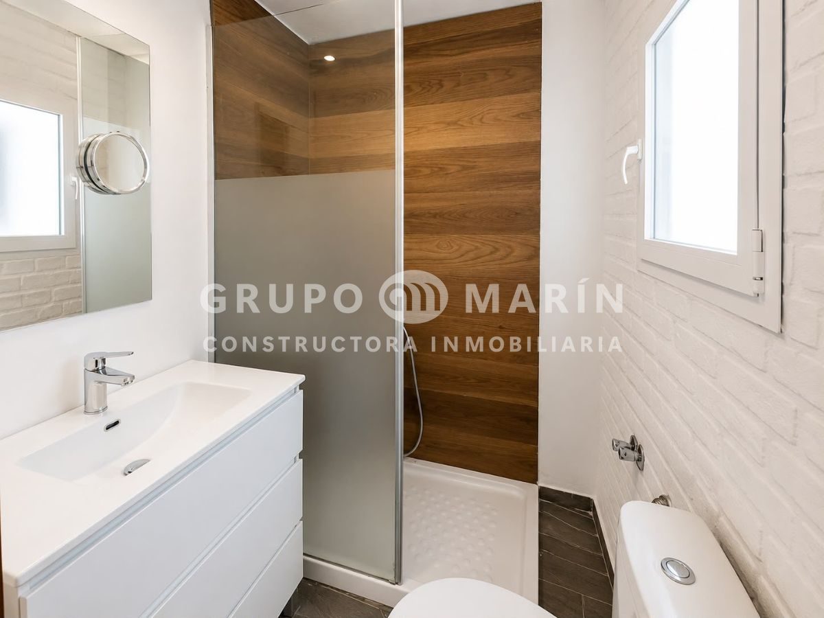 Piso exterior con balcón en Llavaneres - Foto 14