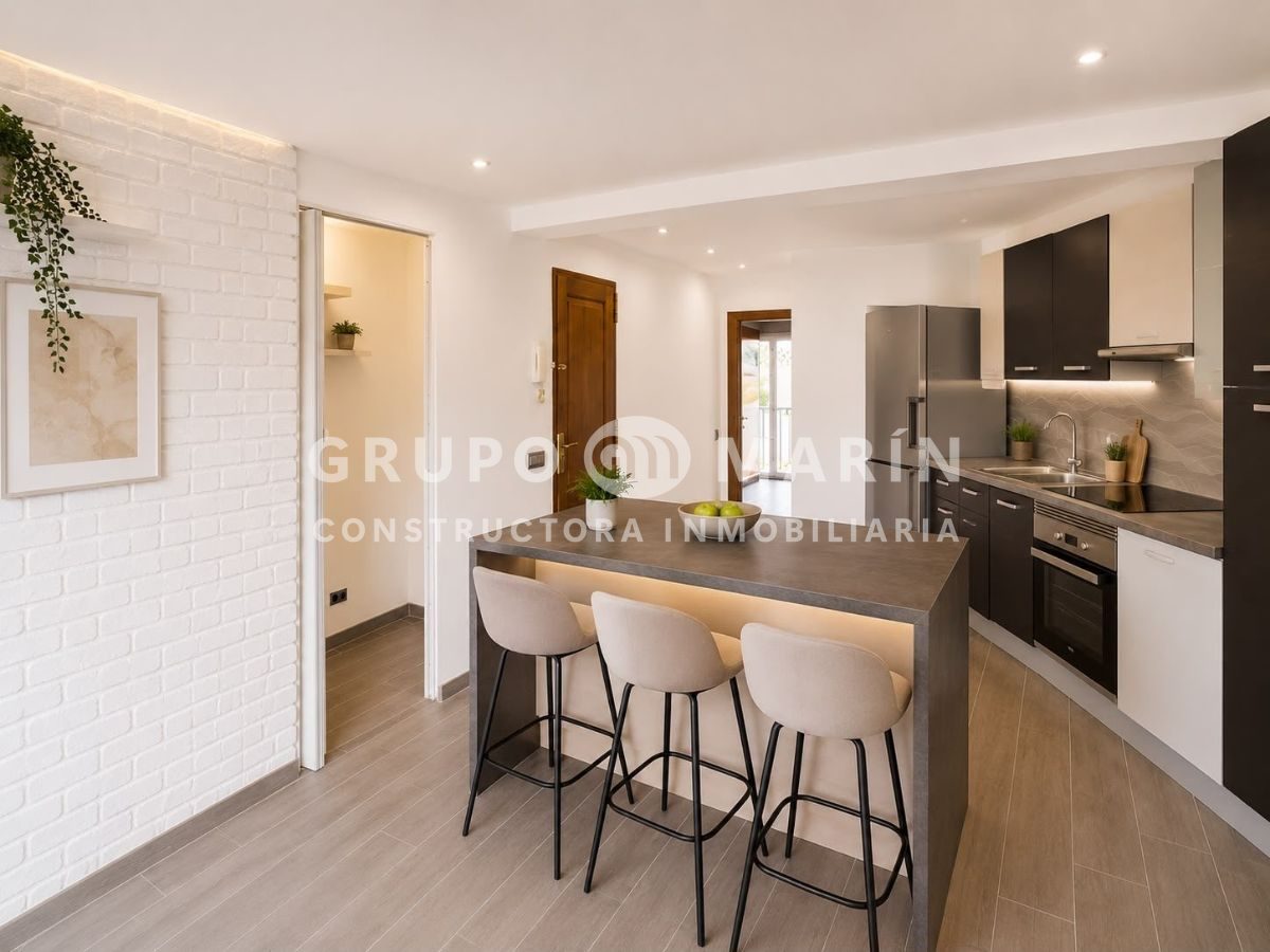 Piso exterior con balcón en Llavaneres - Foto 4