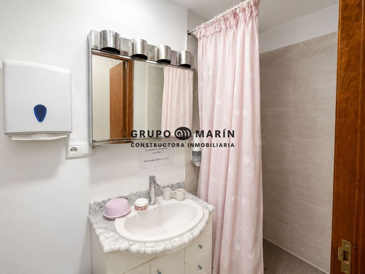 Local comercial de 130 m² a pie de calle en Mataró - Foto 12