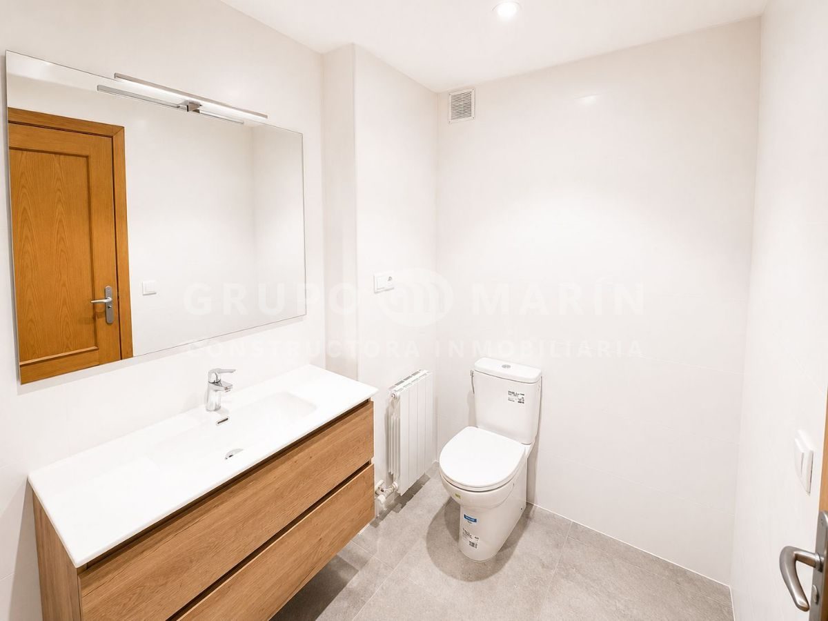 Exclusivo ático dúplex frente al Port Balís con vistas al mar - Foto 17