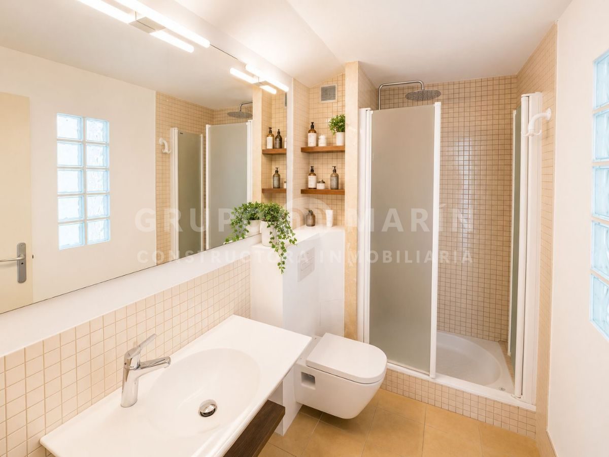 Exclusivo ático dúplex frente al Port Balís con vistas al mar - Foto 20