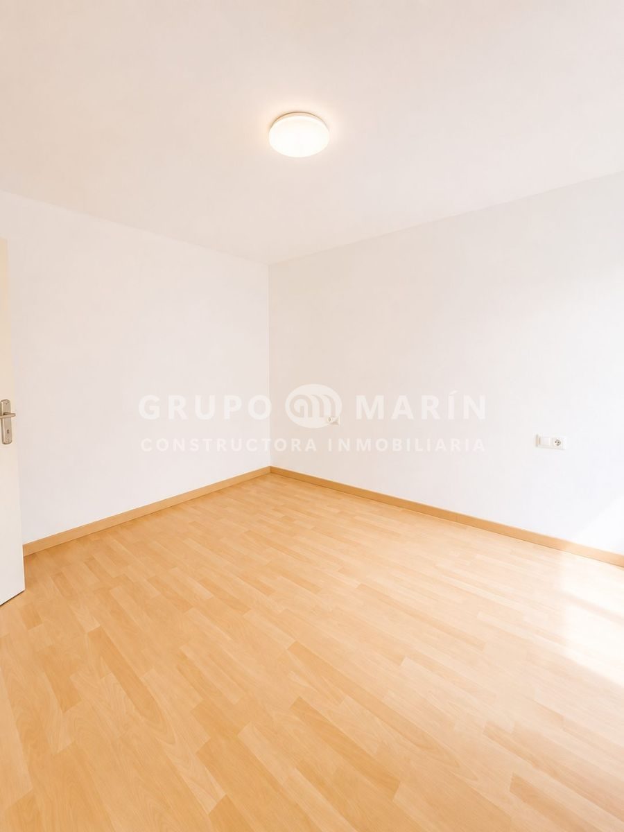 Reformado piso en el barrio de La Teixonera - Foto 13