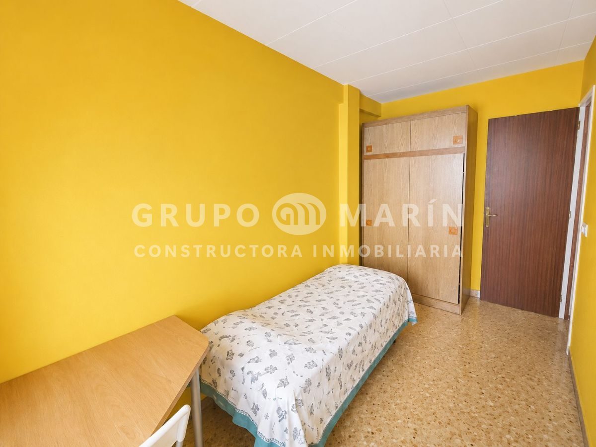 Magnífica vivienda, muy luminosa y con una distribución cómoda en Blanes! - Foto 13