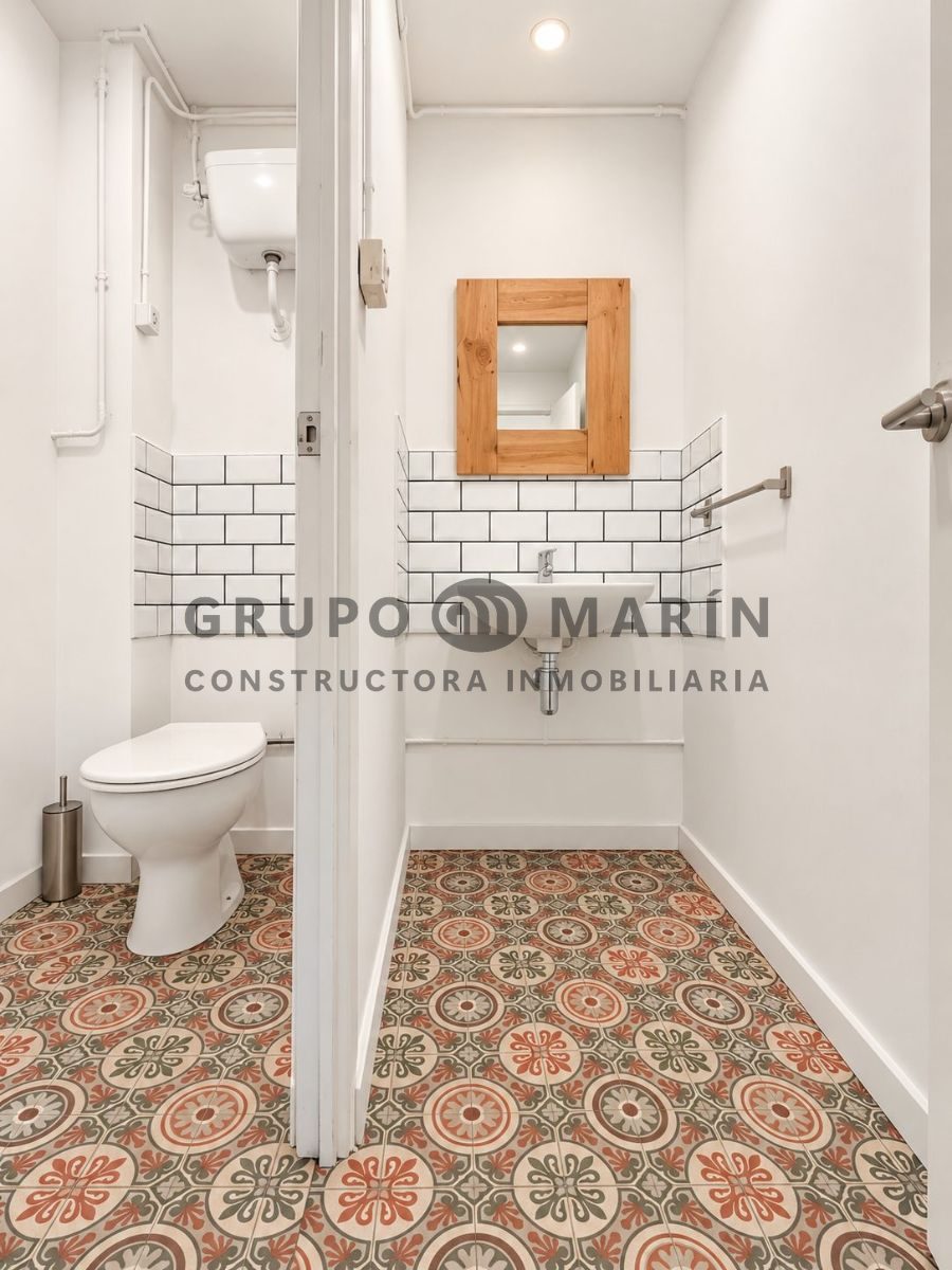 GRUPO MARÍN presenta EXCLUSIVO Local comercial de dos plantas ubicado en pleno Eixample Derecho - Foto 2