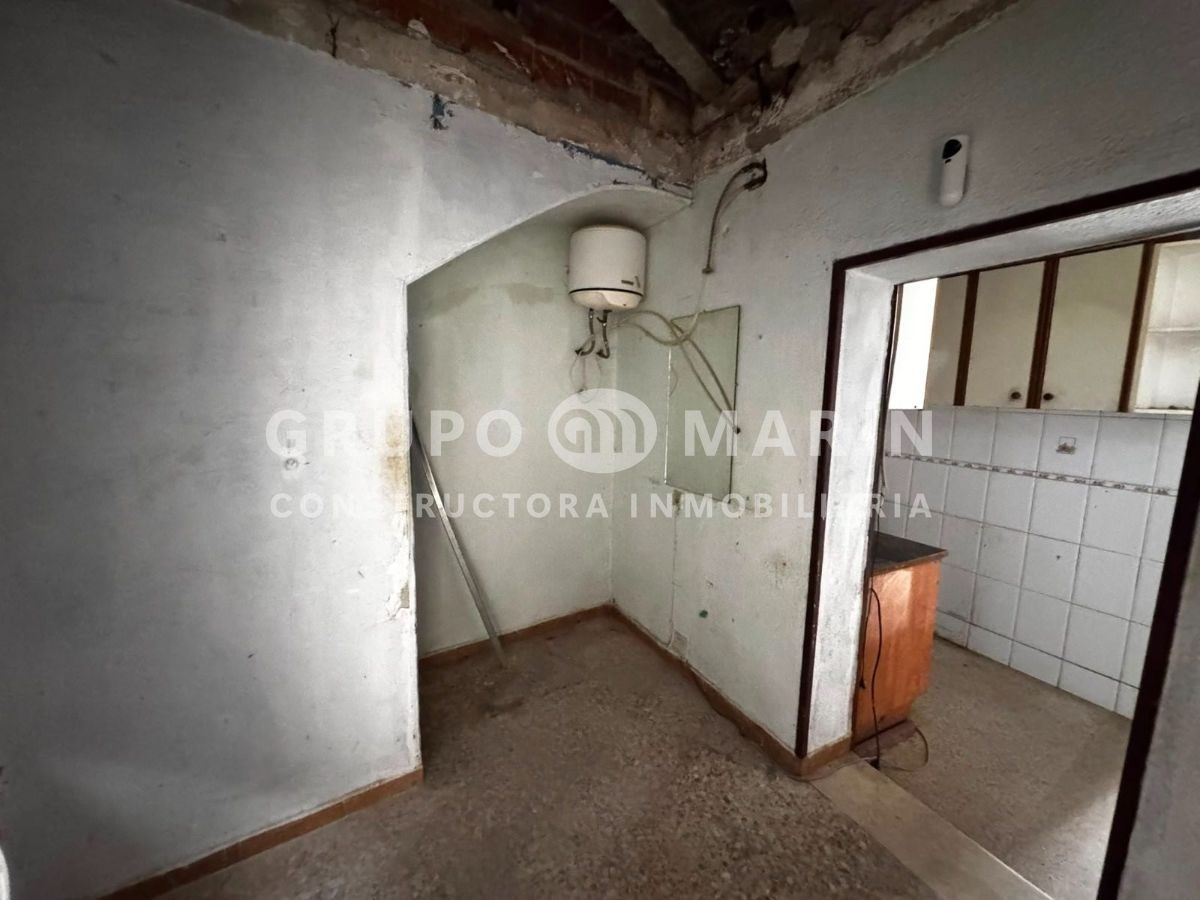 Casa ubicada en la Calle Guilleries de Blanes - Foto 16