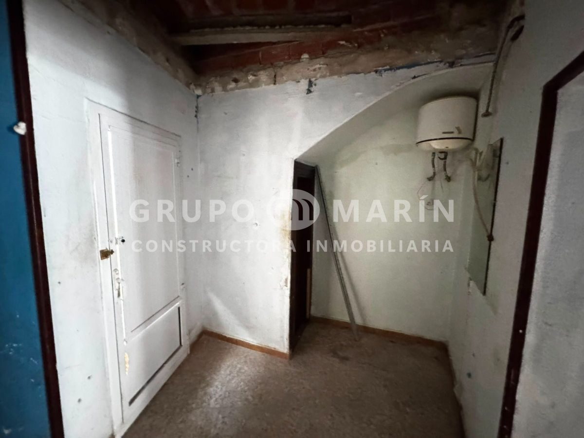 Casa ubicada en la Calle Guilleries de Blanes - Foto 18