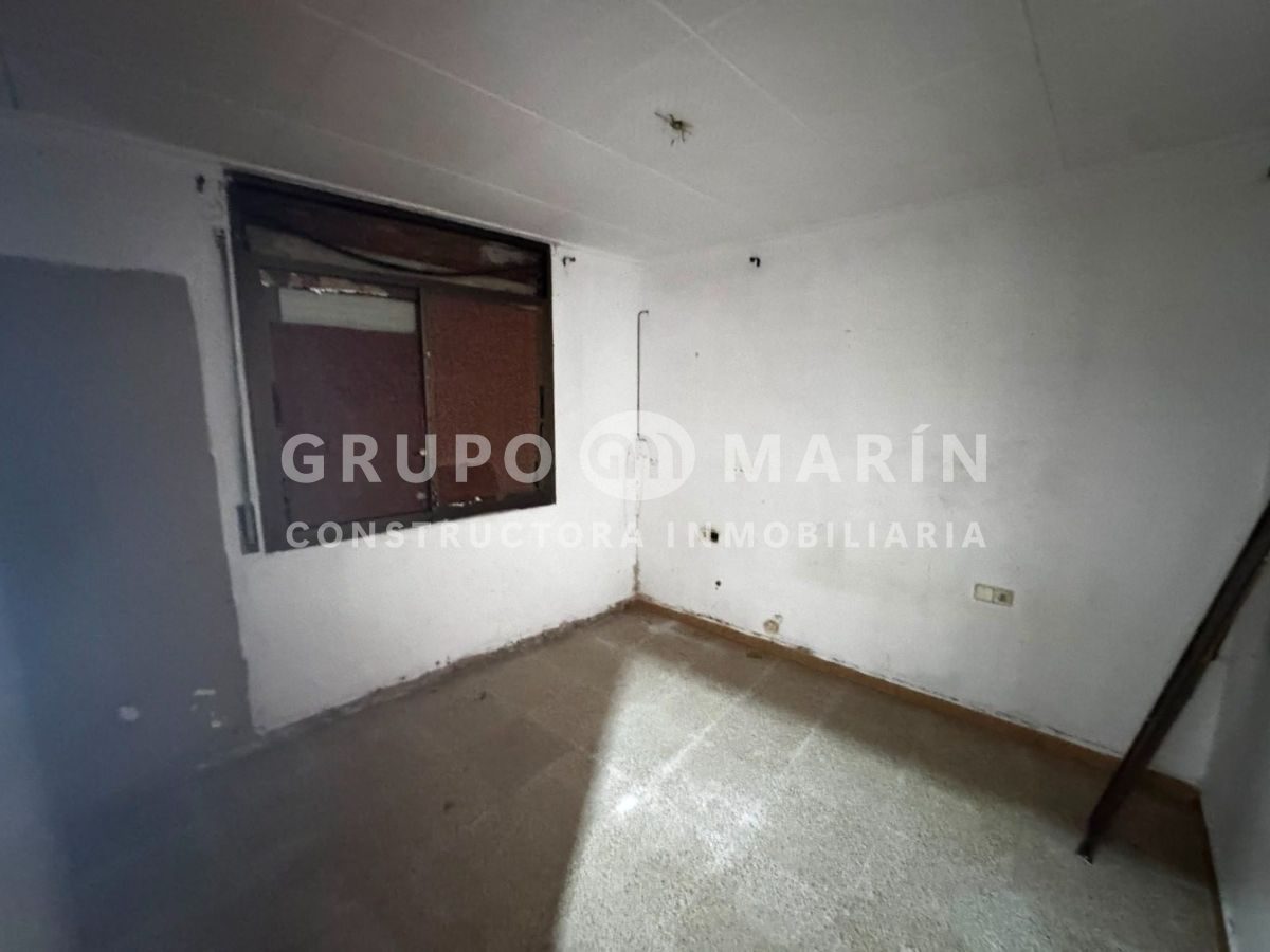 Casa ubicada en la Calle Guilleries de Blanes - Foto 32