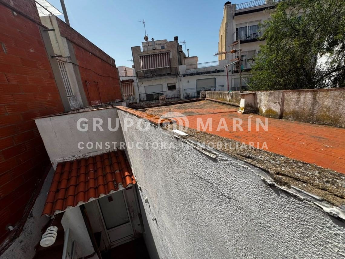 Casa ubicada en la Calle Guilleries de Blanes - Foto 8