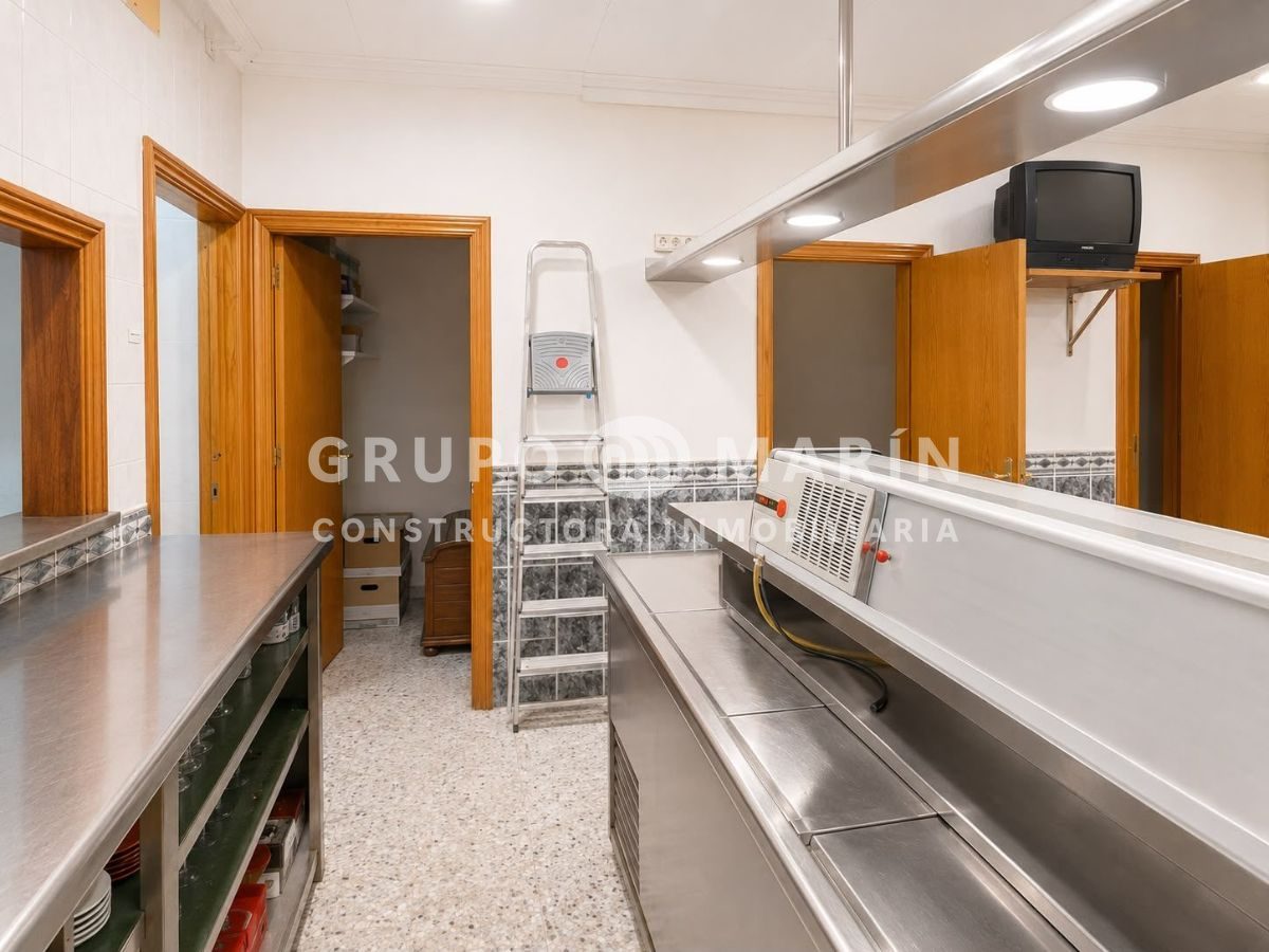Negocio + Vivienda: Una Oportunidad Única de Inversión - Foto 3