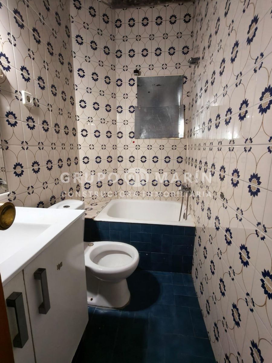 Piso de 3 habitaciones situado en el Carrer de L'Empordà, en Badalona - Foto 16