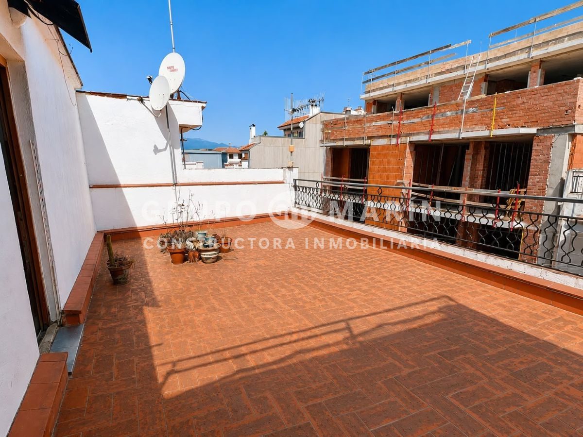 Casa con Encanto y Gran Potencial Comercial - Foto 14