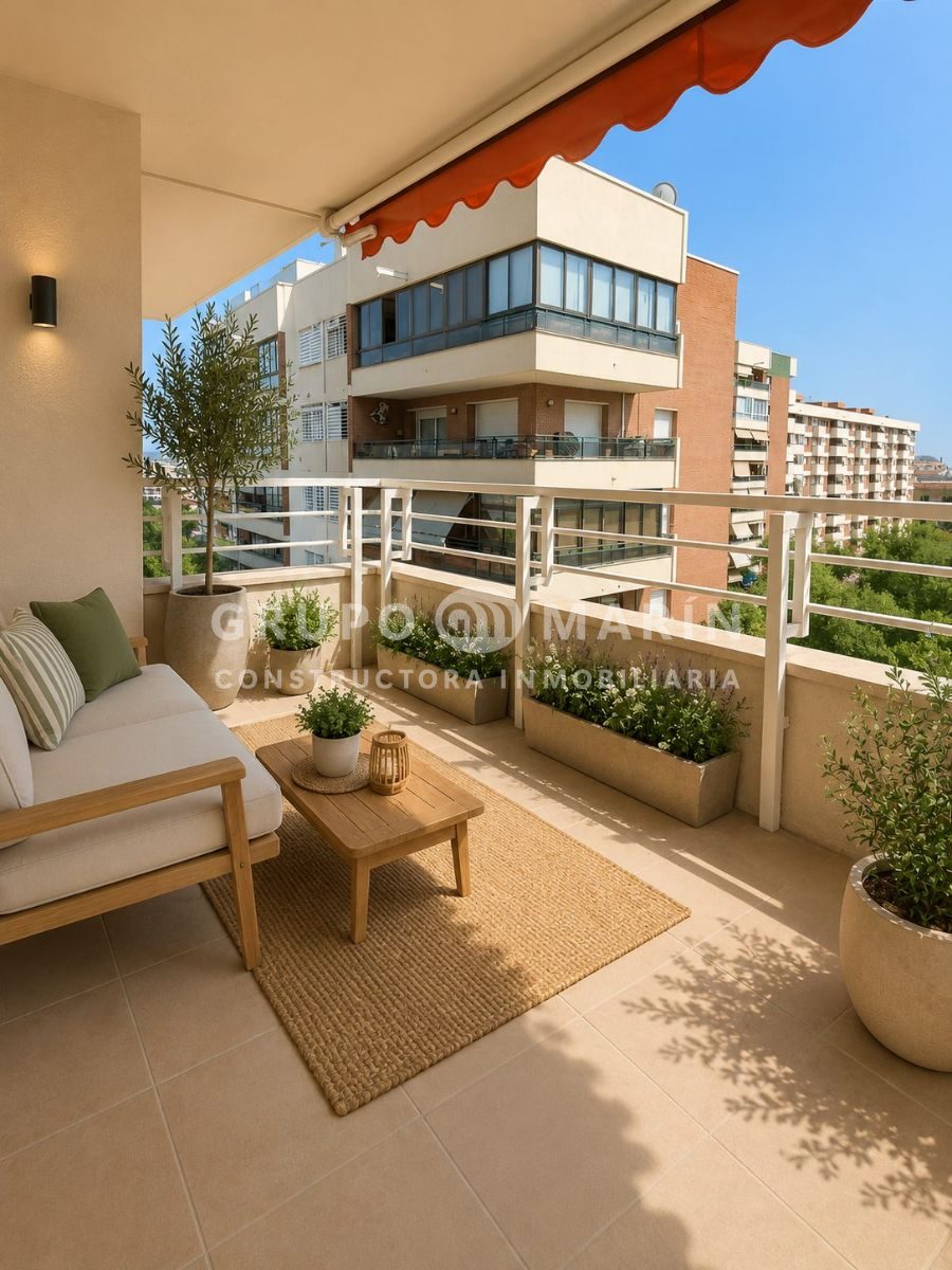 MAGNÍFICO piso de 102m² situado en la Avinguda de Xile, en pleno corazón de Les Corts - Foto 7