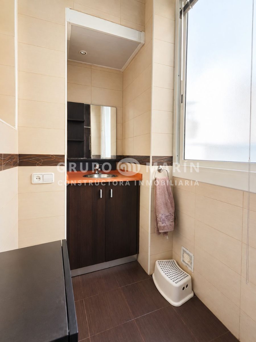 Piso con balcón  luz y encanto en Camp de l’Arpa – 2 habitaciones - Foto 16
