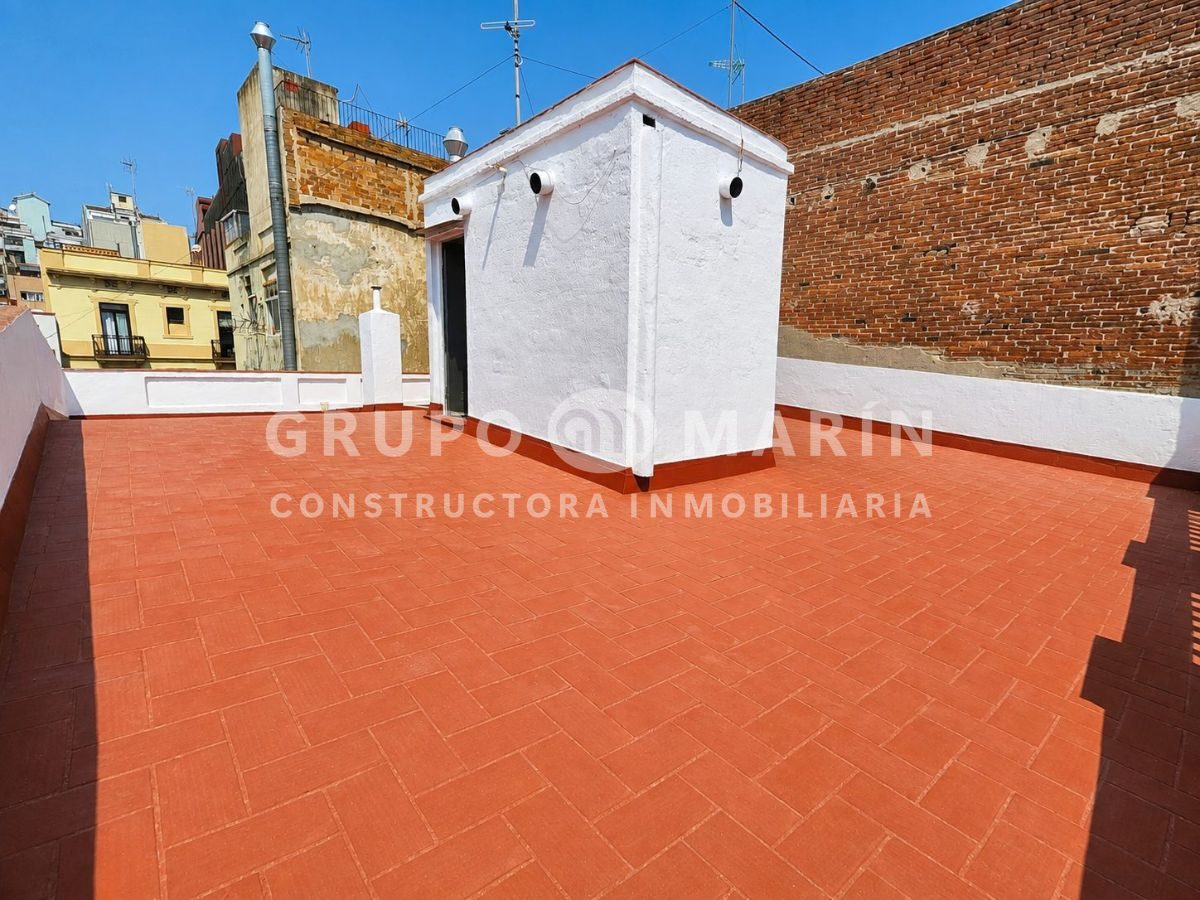 Piso con balcón  luz y encanto en Camp de l’Arpa – 2 habitaciones - Foto 18