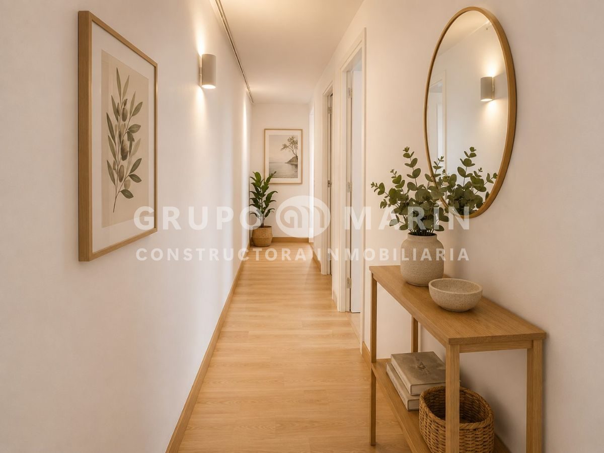 GRUPO MARIN presenta FANTASTICO Ático de 130m² en Badalona - Foto 23