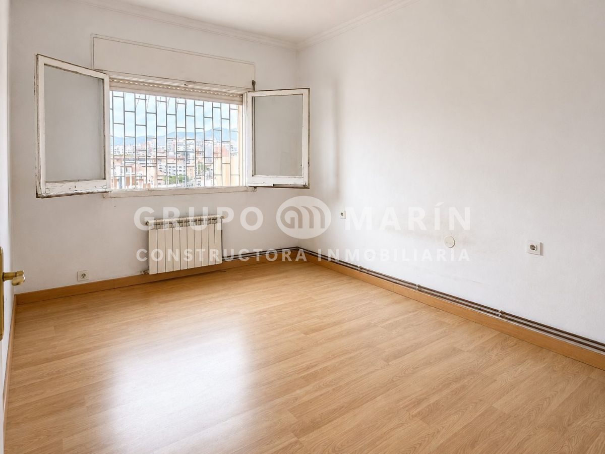 GRUPO MARIN presenta FANTASTICO Ático de 130m² en Badalona - Foto 28