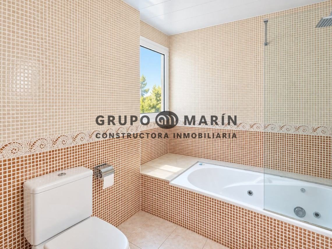 Espectacular casa reformada con piscina, jardín y vistas panorámicas en Santa Cristina - Foto 30