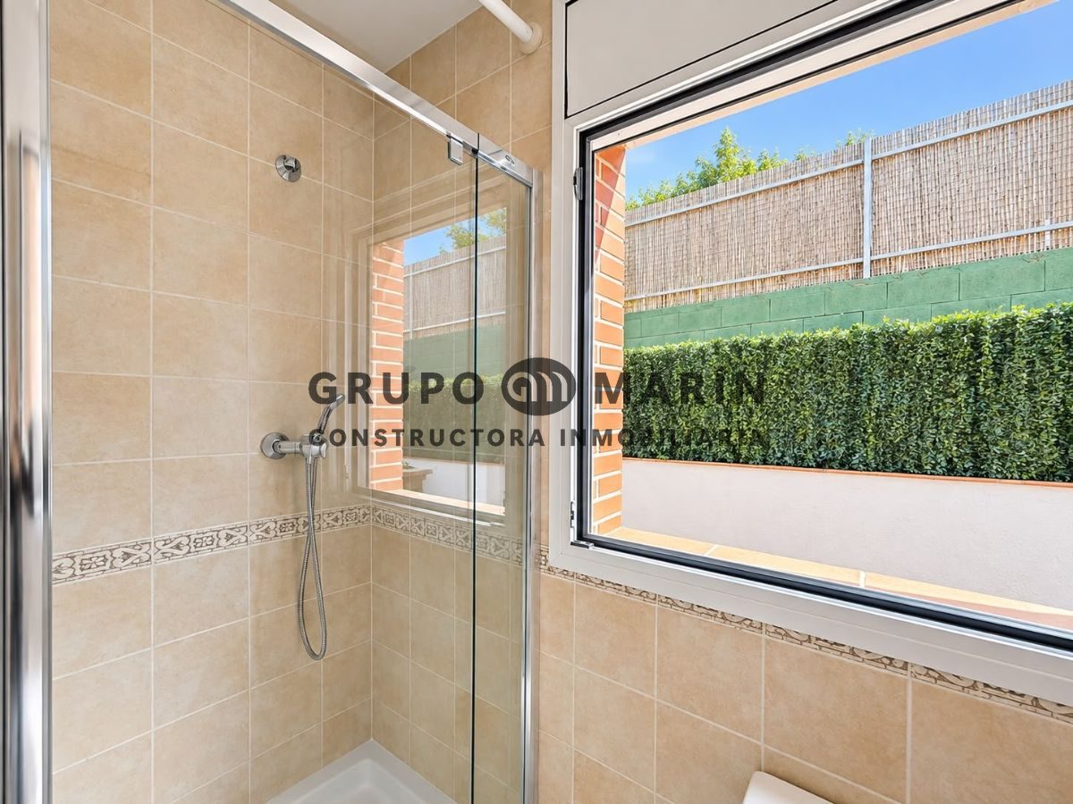 Espectacular casa reformada con piscina, jardín y vistas panorámicas en Santa Cristina - Foto 35