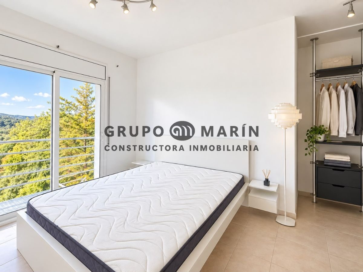 Espectacular casa reformada con piscina, jardín y vistas panorámicas en Santa Cristina - Foto 42