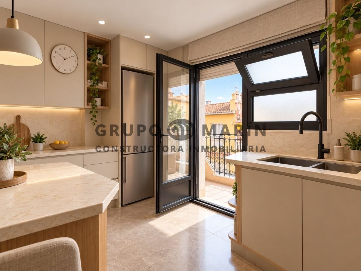 Piso luminoso con gran terraza privada y vistas al mar en Palafolls - Foto 11