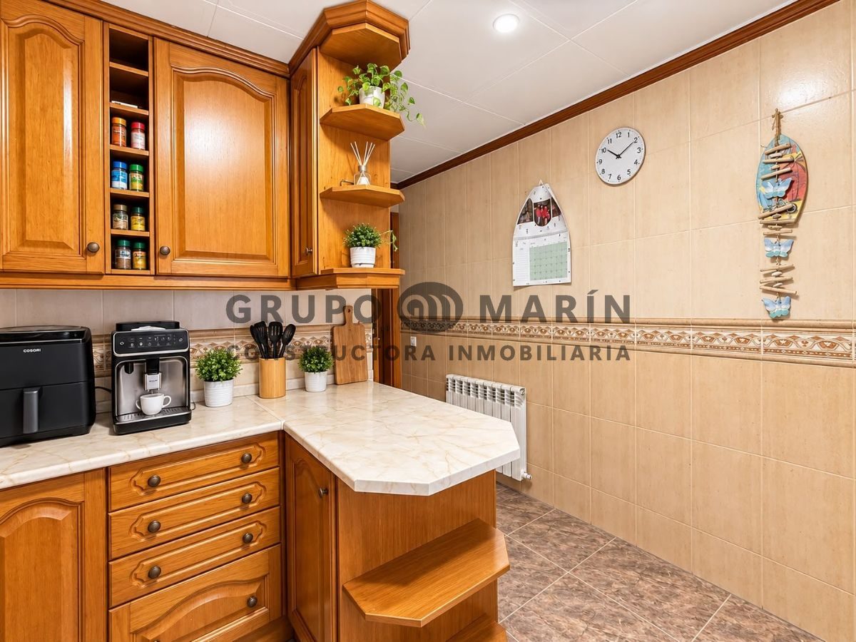 Piso luminoso con gran terraza privada y vistas al mar en Palafolls - Foto 14