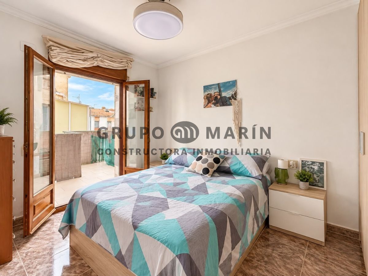 Piso luminoso con gran terraza privada y vistas al mar en Palafolls - Foto 16
