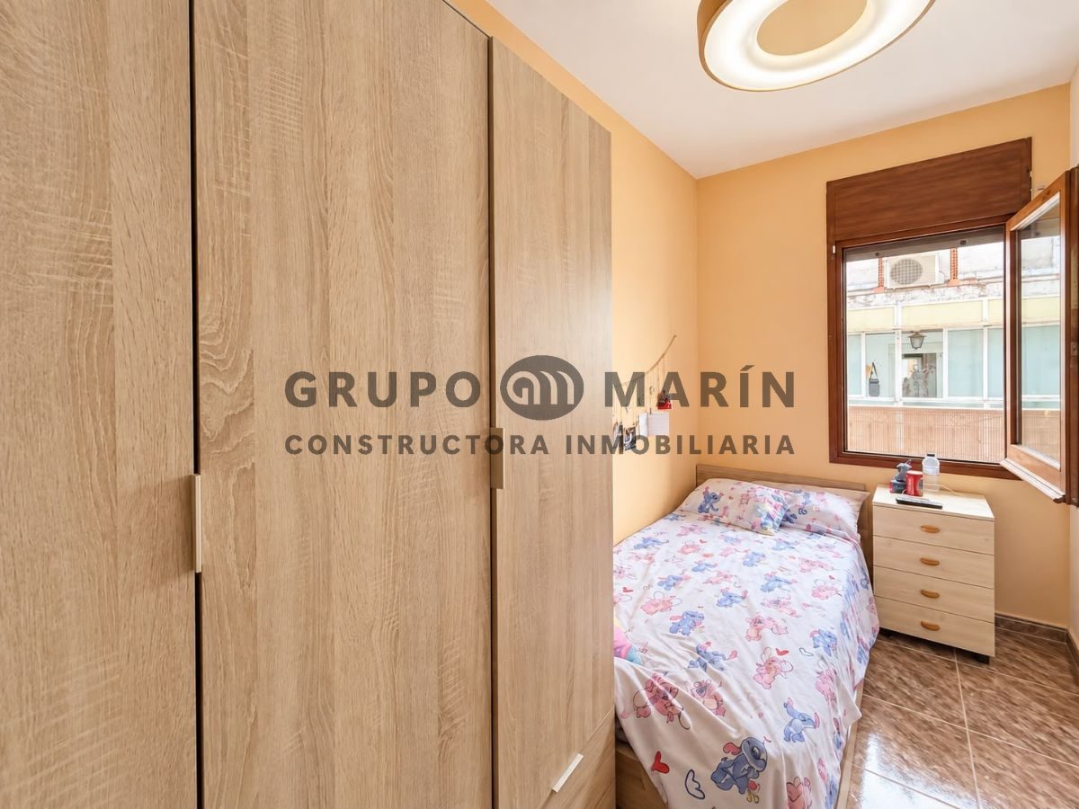 Piso luminoso con gran terraza privada y vistas al mar en Palafolls - Foto 25
