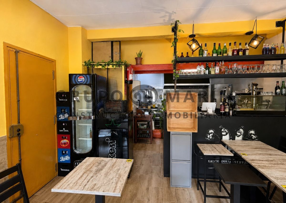 LOCAL COMERCIAL EN PROPIEDAD + NEGOCIO DE RESTAURACIÓN | LICENCIA C-2 - Foto 4