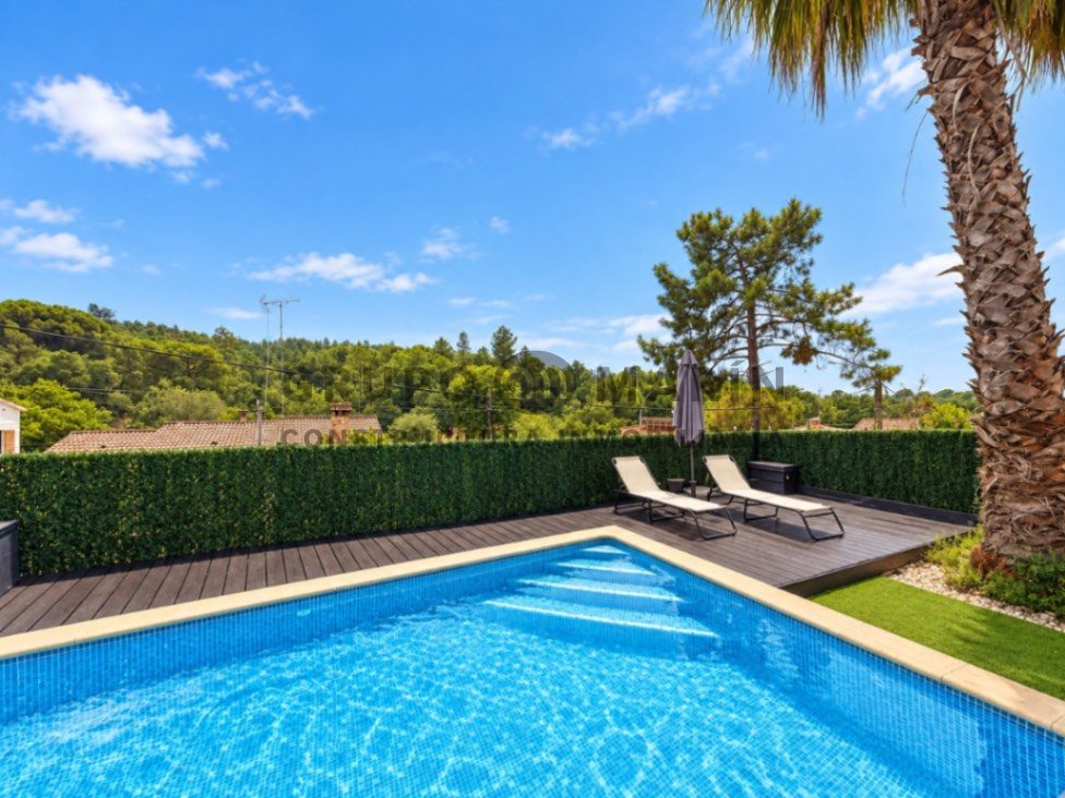 Casa reformada con piscina y LICENCIA TURISTICA - Foto 1