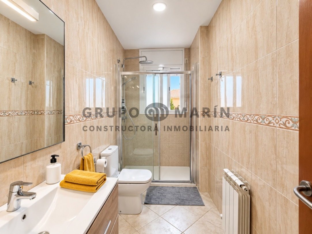 Casa reformada con piscina y LICENCIA TURISTICA - Foto 13