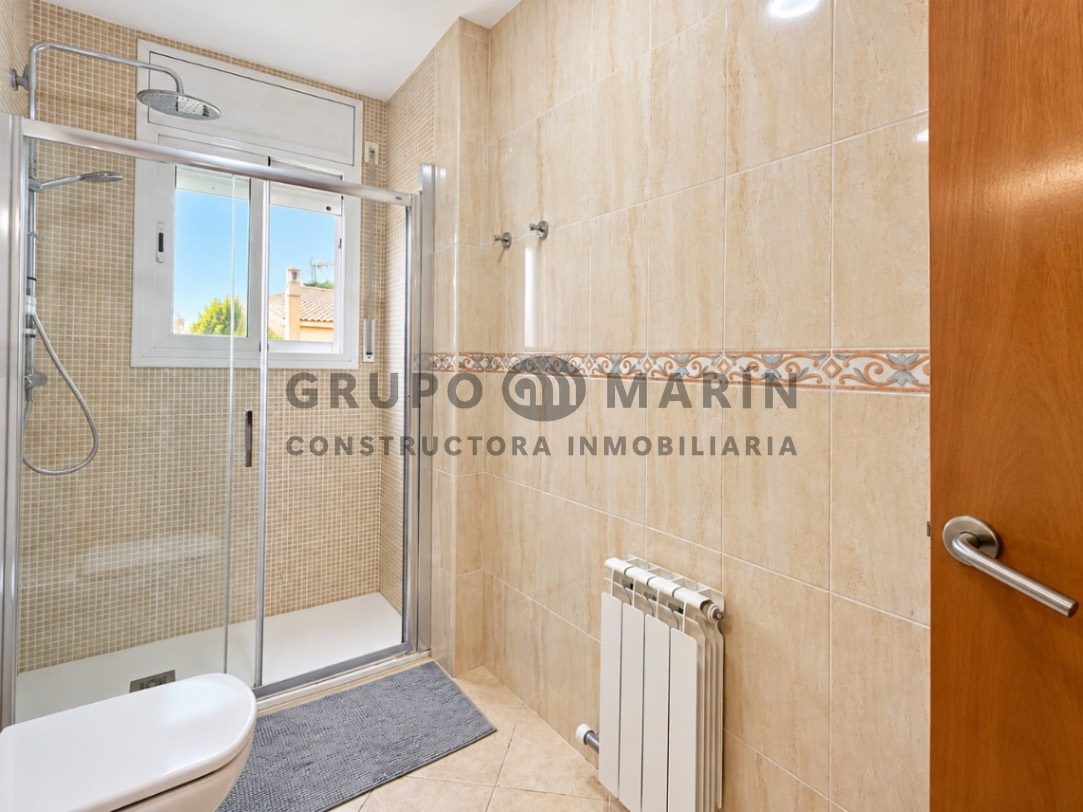 Casa reformada con piscina y LICENCIA TURISTICA - Foto 15