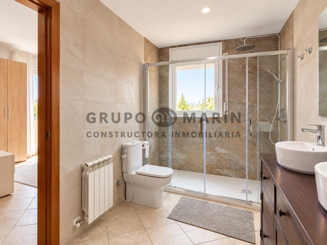 Casa reformada con piscina y LICENCIA TURISTICA - Foto 16