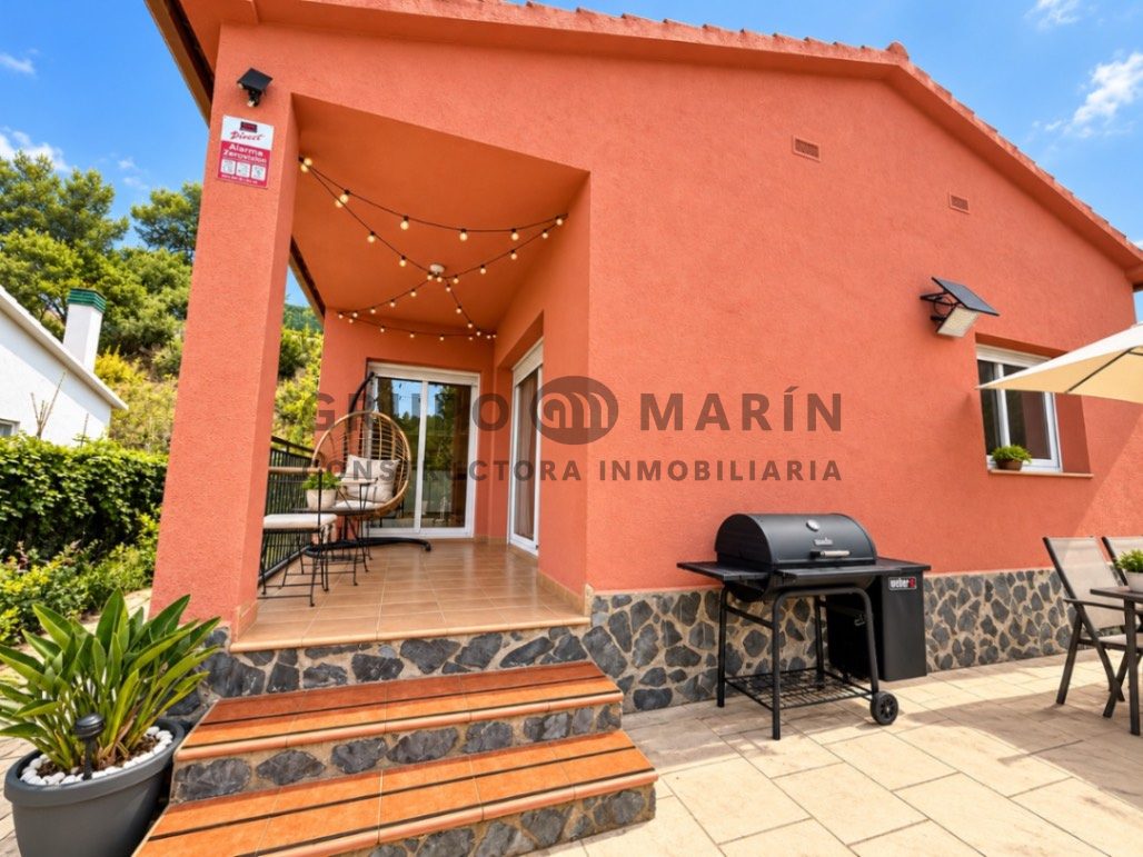 Casa reformada con piscina y LICENCIA TURISTICA - Foto 36