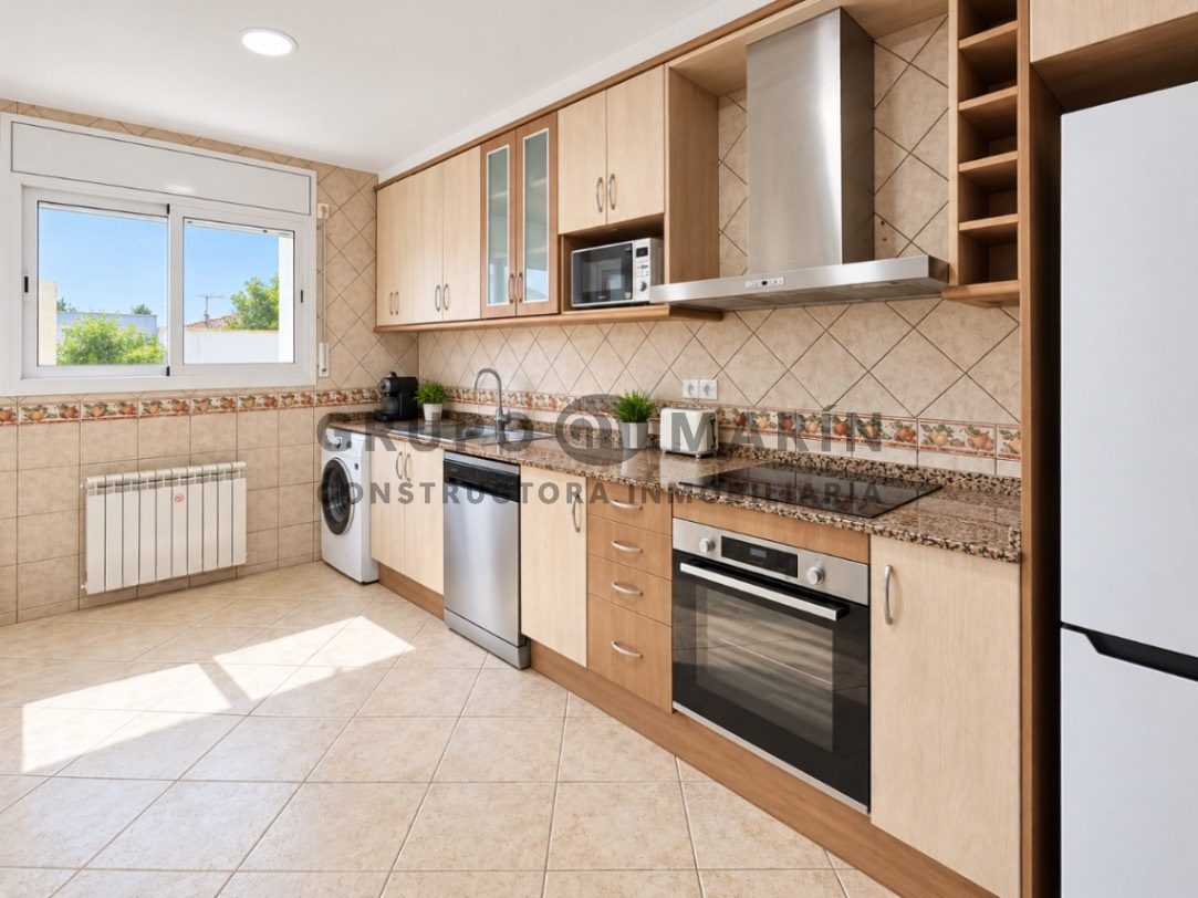 Casa reformada con piscina y LICENCIA TURISTICA - Foto 7
