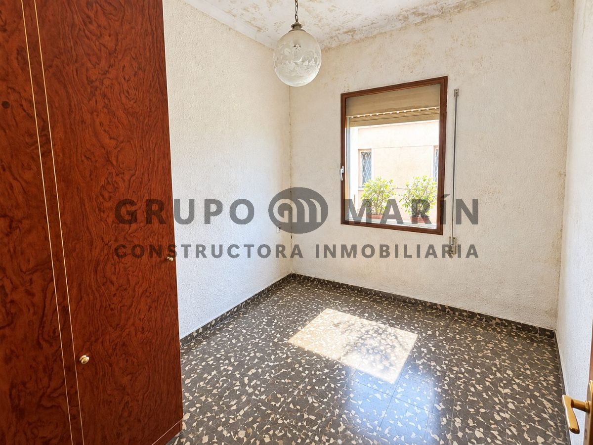 FANTÁSTICO BAJO EXTERIOR EN MONTGAT - Foto 16