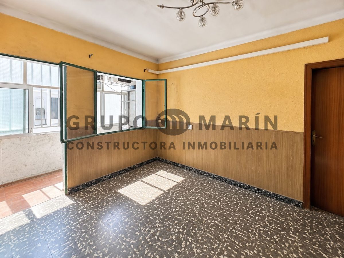 FANTÁSTICO BAJO EXTERIOR EN MONTGAT - Foto 4