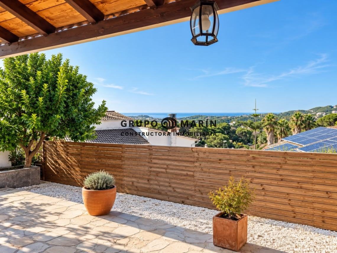 CASA EN VENTA EN ELS PINARS, LLORET DE MAR – VISTAS AL MAR Y A LA MONTAÑA - Foto 6