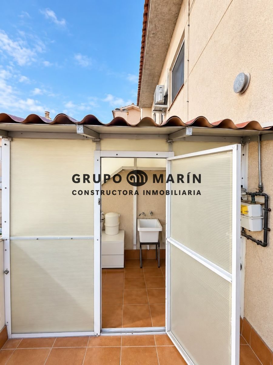 Piso con gran terraza, 3 habitaciones, parking y trastero en Palafolls - Foto 10