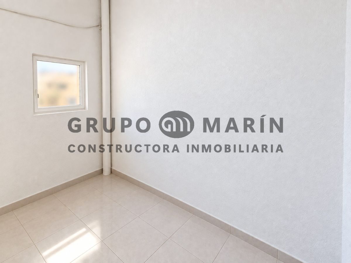 Casa de 4 habitaciones, 3 baños; distribuida en 3 plantas. - Foto 7