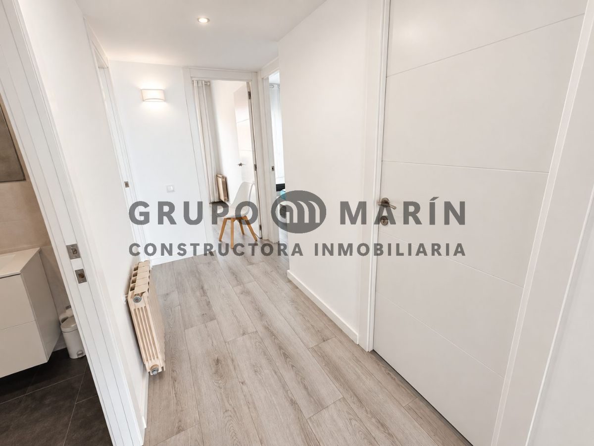 ESPECTACULAR ÁTICO EN PRIMERA LÍNEA DE MAR CON LICENCIA TURÍSTICA - Foto 16