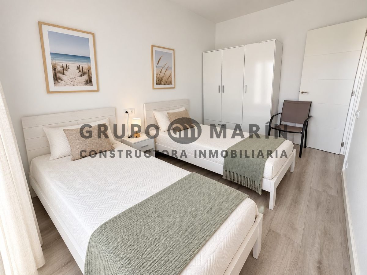 ESPECTACULAR ÁTICO EN PRIMERA LÍNEA DE MAR CON LICENCIA TURÍSTICA - Foto 19