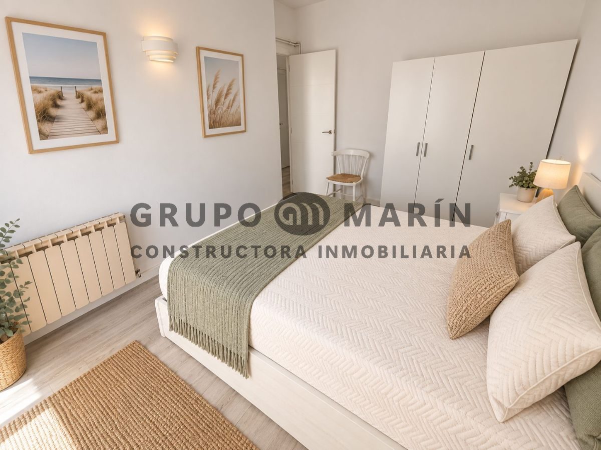 ESPECTACULAR ÁTICO EN PRIMERA LÍNEA DE MAR CON LICENCIA TURÍSTICA - Foto 24